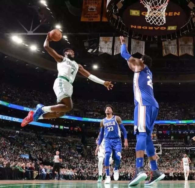 教练团队进 教练团队进