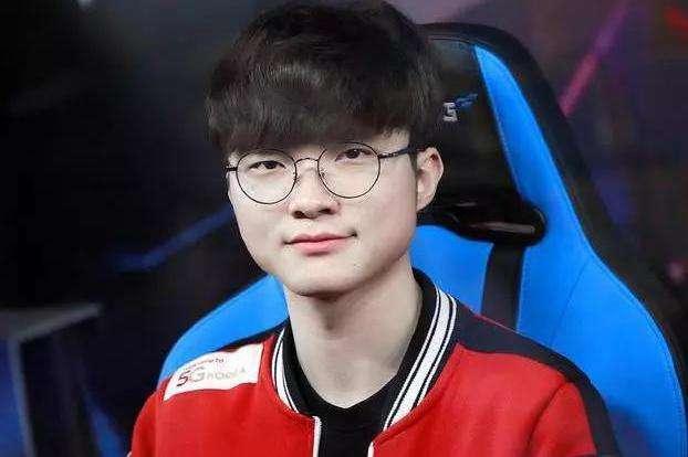 因为它背后 因为它背后