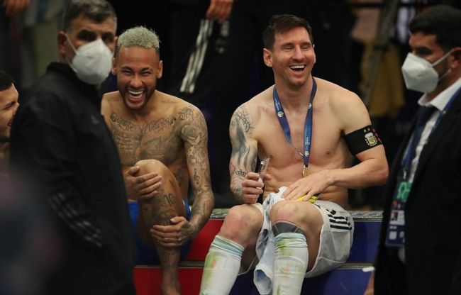 迅速聚焦到 迅速聚焦到